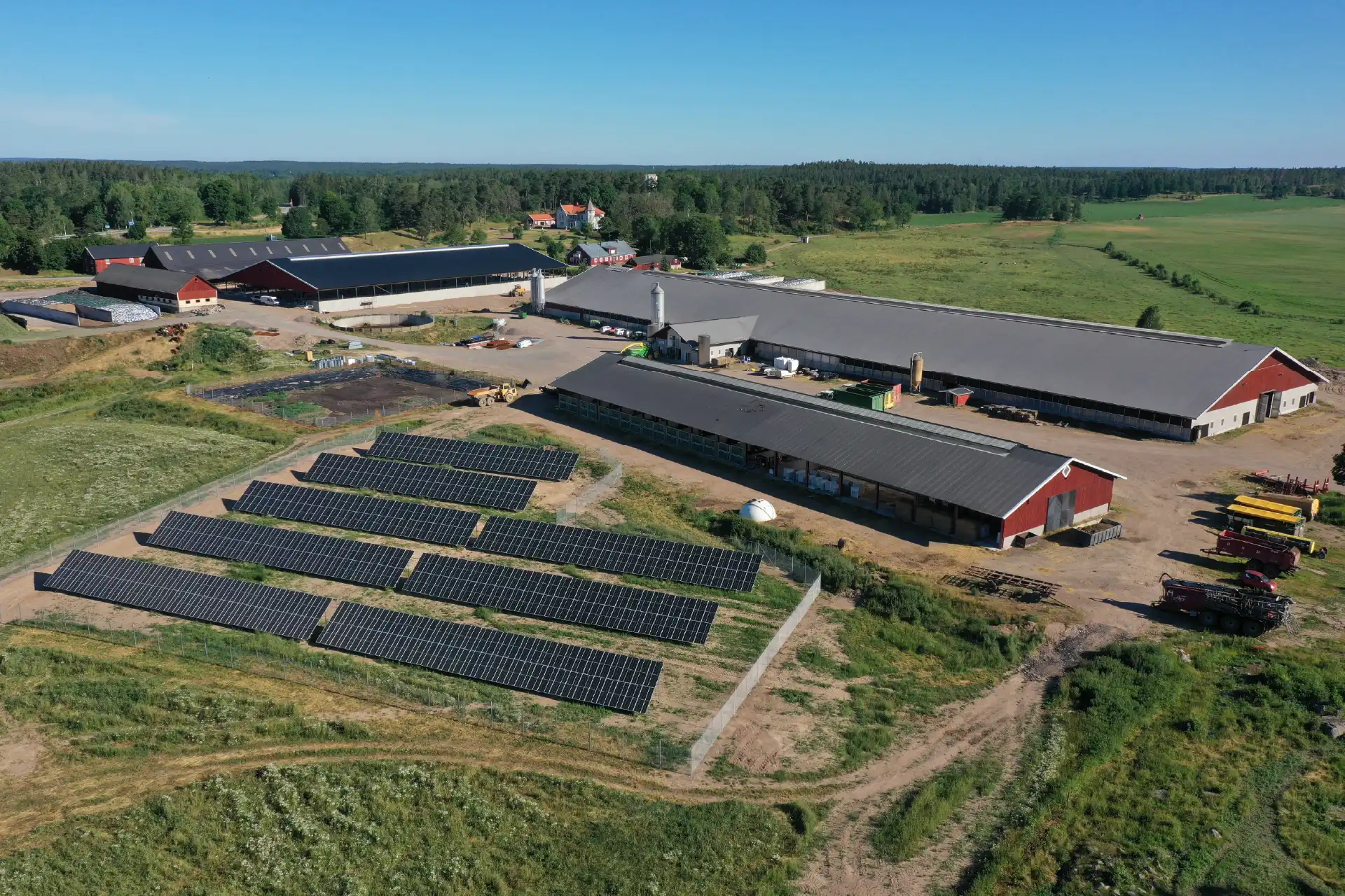 Solcellsmontage Markanläggning