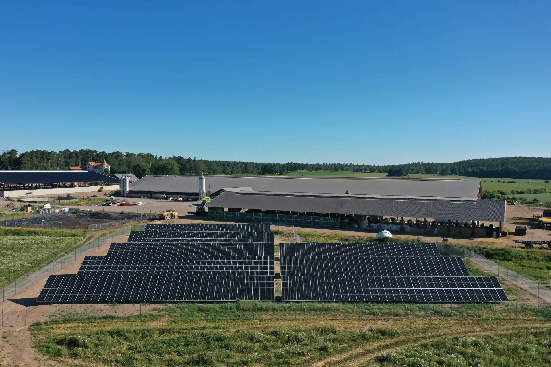 Solcellsmontage Markanläggning